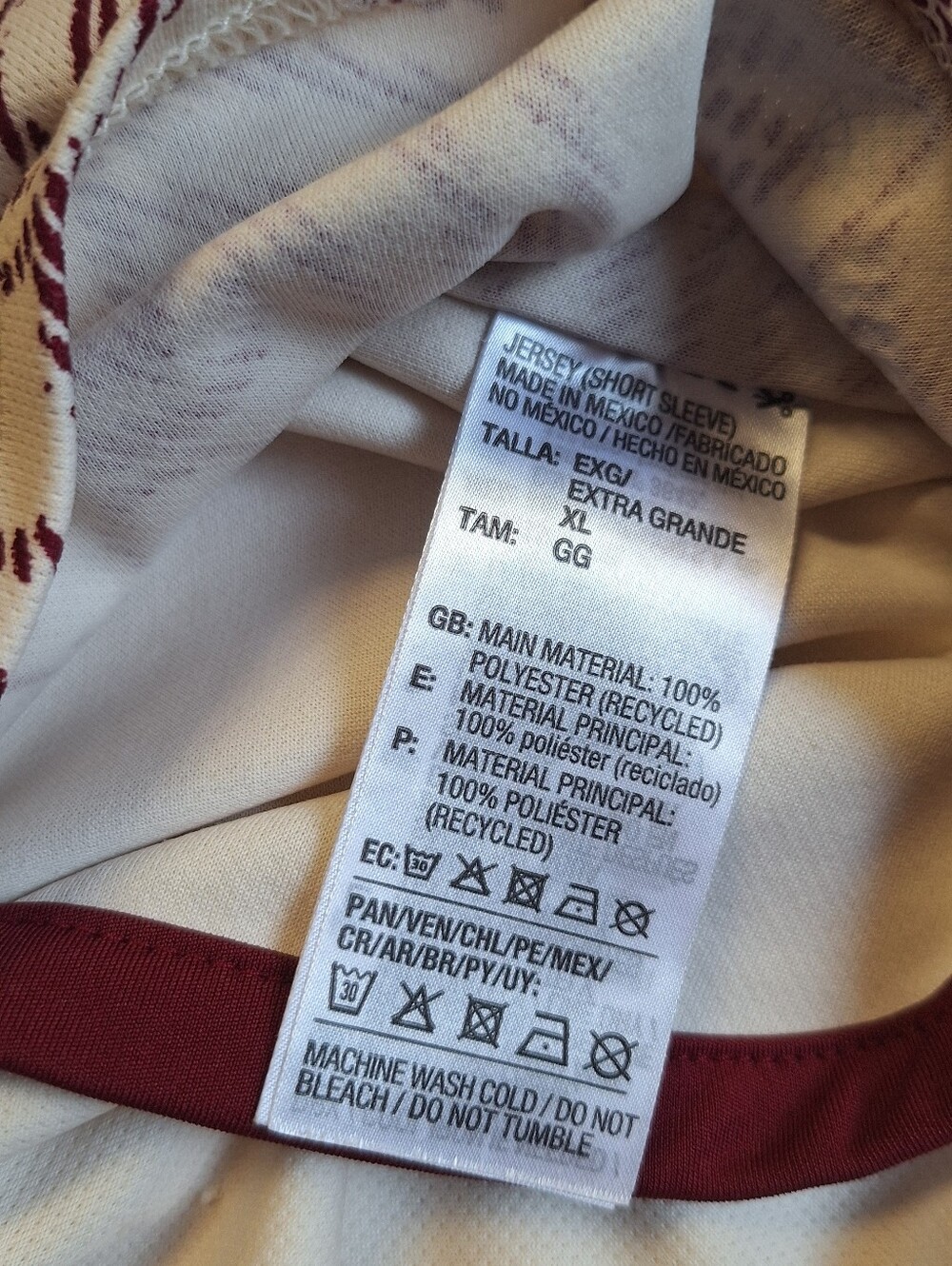 Adidas Original Mexico FIFA 2022 World Cup Away Burgundy And Cream Jersey - Picture 7 of 9